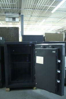 3521 ISM Diamond Vault TRTL30X6 High Security Used Safe